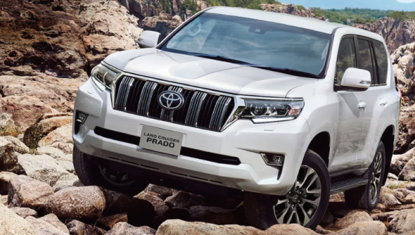 TOYOTA PRADO『TX 7人乗りグレード』