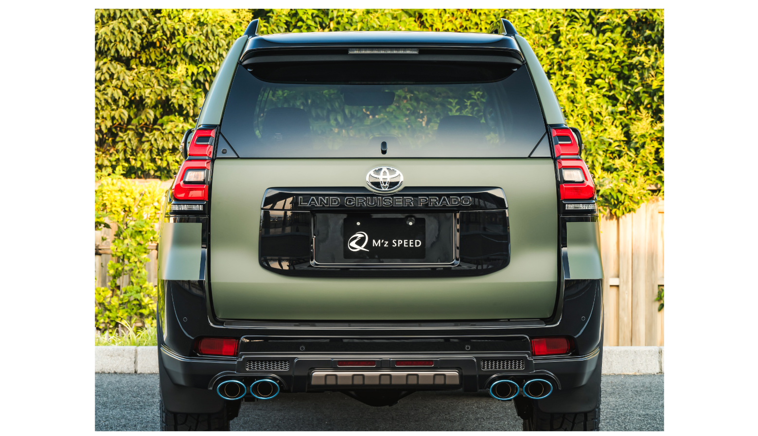 LAND CRUISER PRADO Rear Side Image