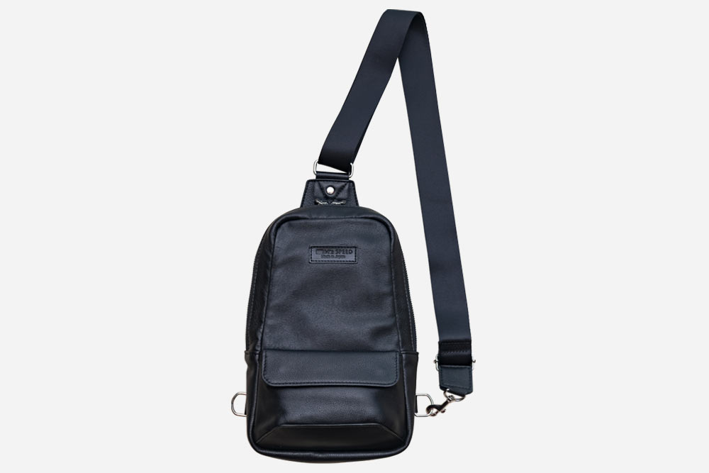 <small>Accessory</small><br> Relay Attack Guard Body Bag 姫路レザー