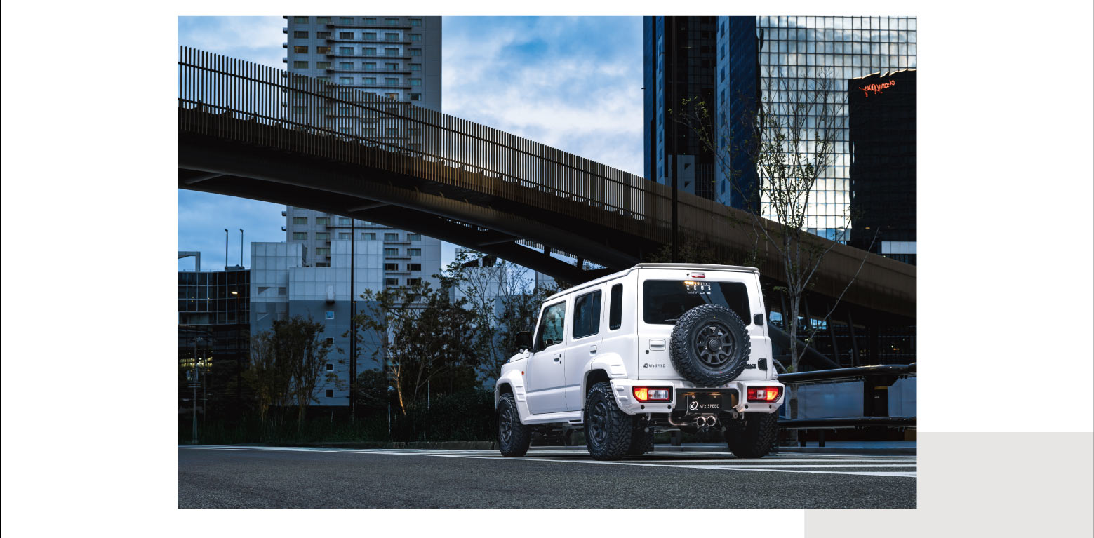 JIMNY NOMADE REAR RIGHT SIDE IMAGE