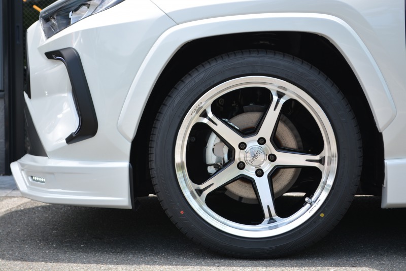 トヨタ:RAV4