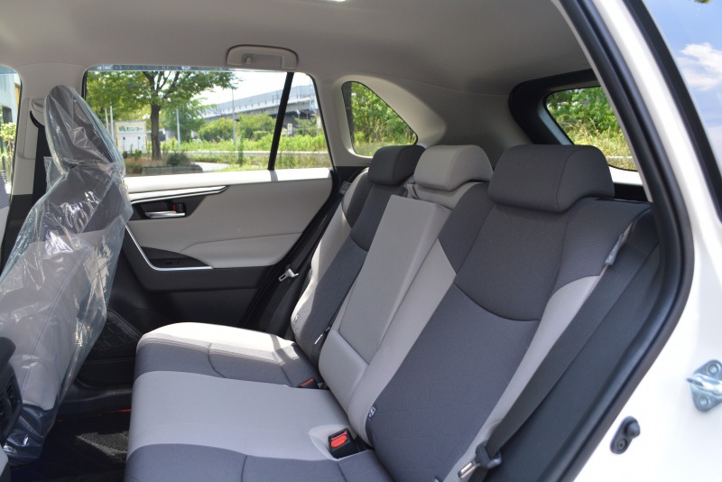 トヨタ:RAV4