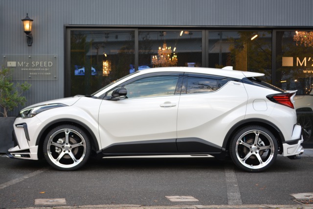 トヨタ:C-HR※車両販売は終了致しました※