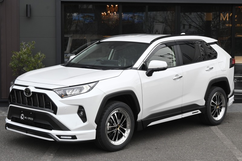 トヨタ:RAV4