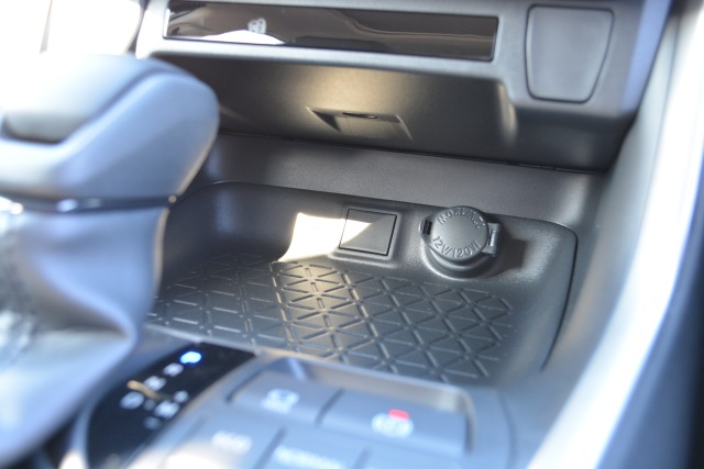 トヨタ:RAV4