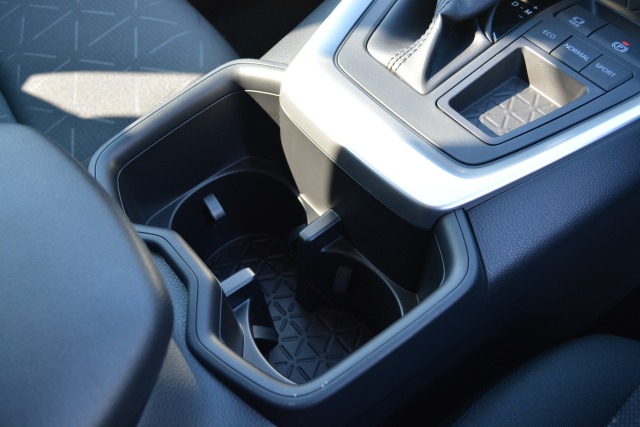 トヨタ:RAV4