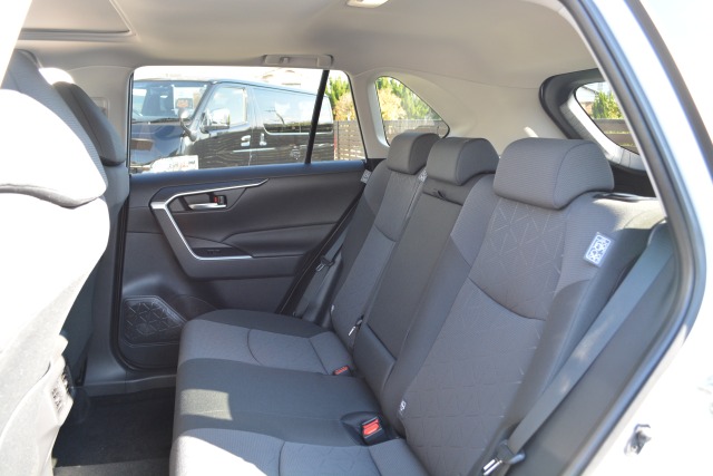 トヨタ:RAV4
