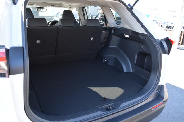 トヨタ:RAV4