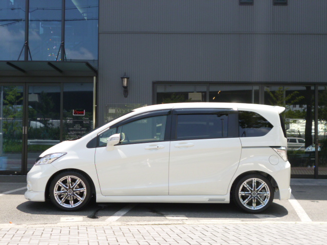 ホンダ:フリード（ガソリン車）※車両販売は終了致しました※