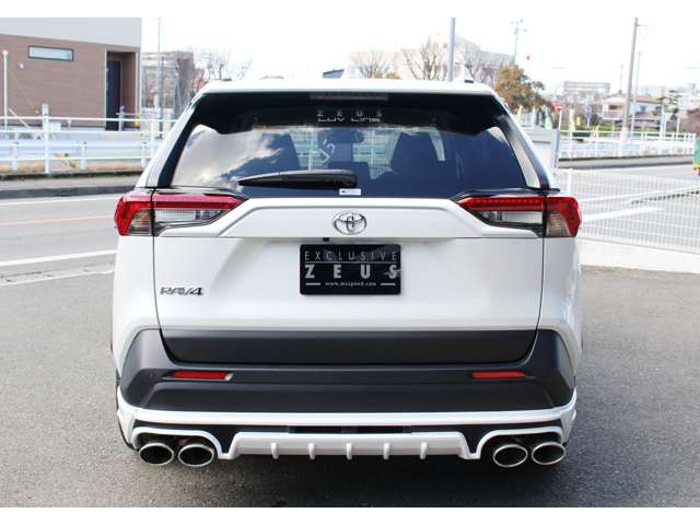 トヨタ:RAV4