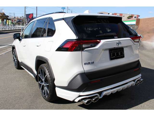 トヨタ:RAV4