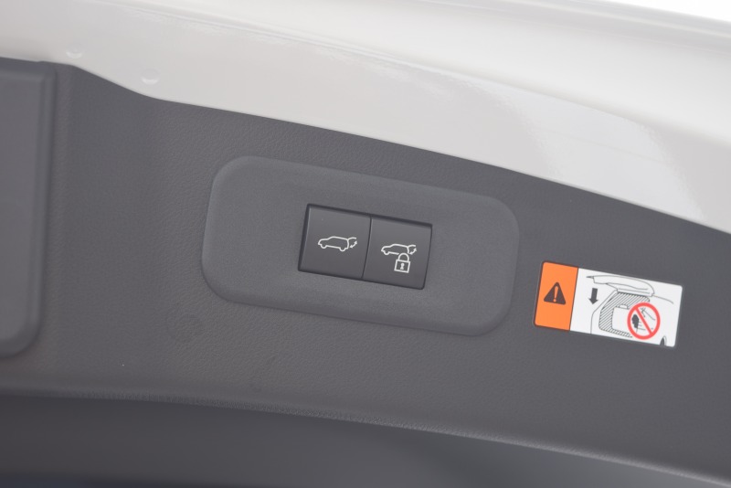 レクサス:NX/ハイブリッド