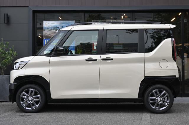 ミツビシ:デリカミニ