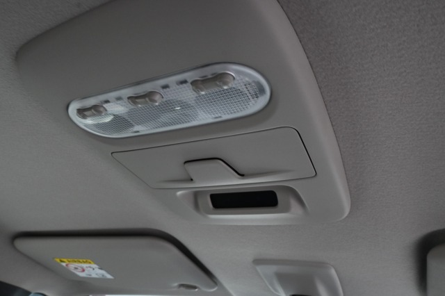 ミツビシ:デリカミニ