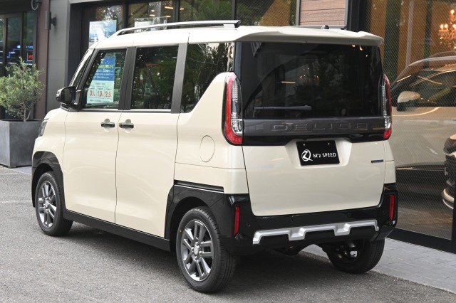 ミツビシ:デリカミニ