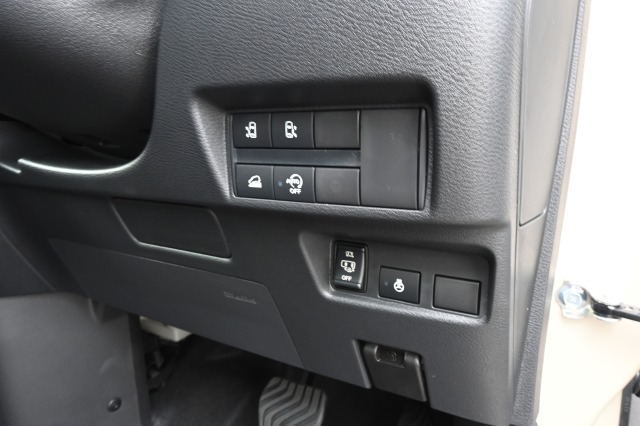 ミツビシ:デリカミニ