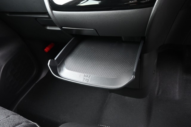 ミツビシ:デリカミニ