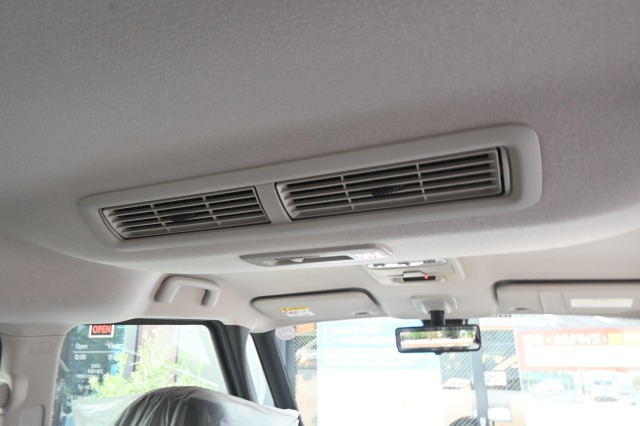 ミツビシ:デリカミニ