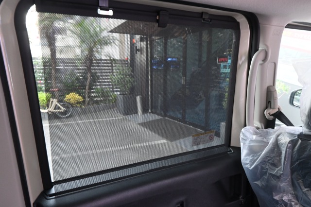 ミツビシ:デリカミニ