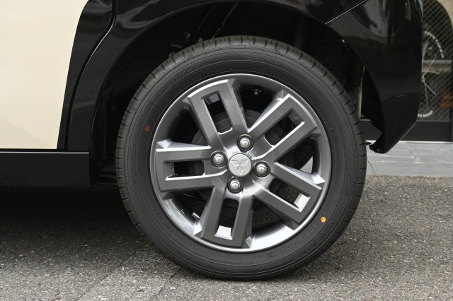 ミツビシ:デリカミニ