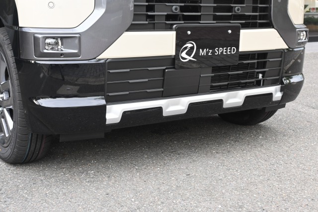 ミツビシ:デリカミニ