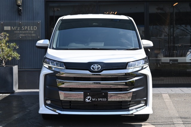 トヨタ:ノア(エアロボディ)