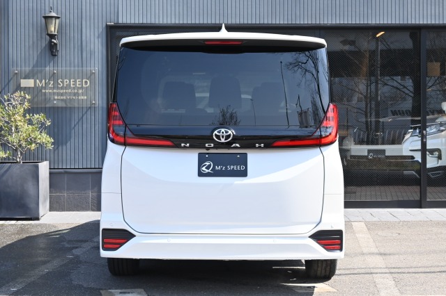 トヨタ:ノア(エアロボディ)