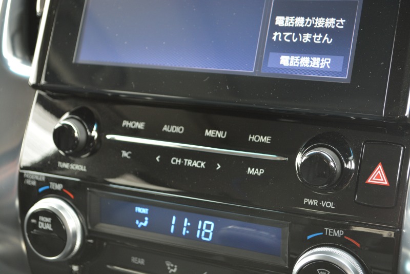 トヨタ:アルファード