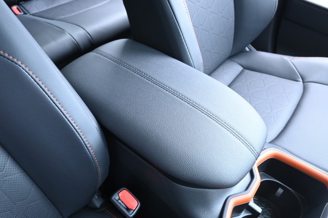 トヨタ:RAV4