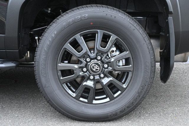 トヨタ:ランドクルーザー250