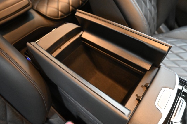 ベンツ:S-Class※車両販売は終了致しました※
