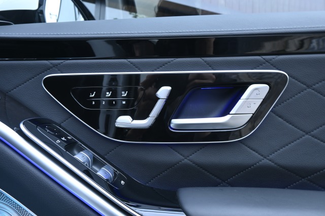 ベンツ:S-Class※車両販売は終了致しました※