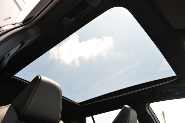 トヨタ:カローラクロス