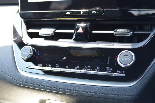 トヨタ:カローラクロス