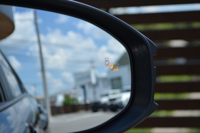 トヨタ:カローラクロス