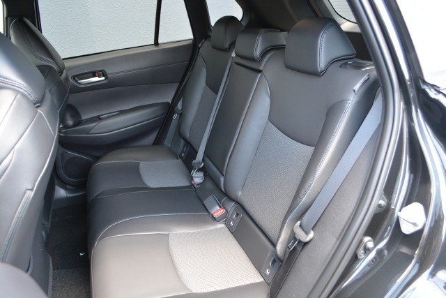 トヨタ:カローラクロス