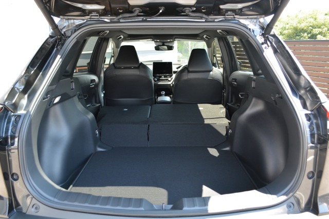 トヨタ:カローラクロス