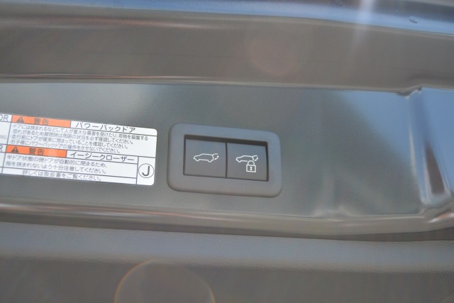 トヨタ:カローラクロス