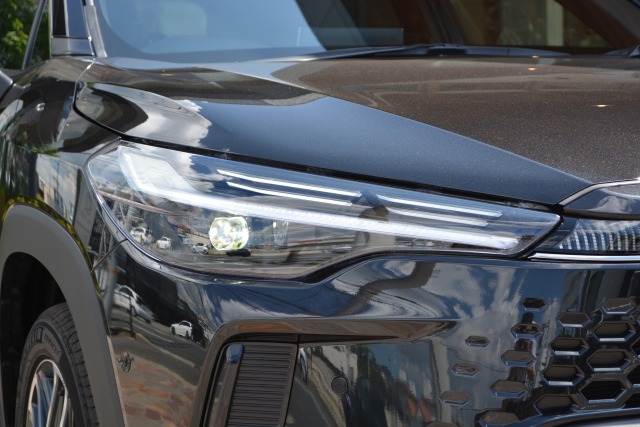 トヨタ:カローラクロス