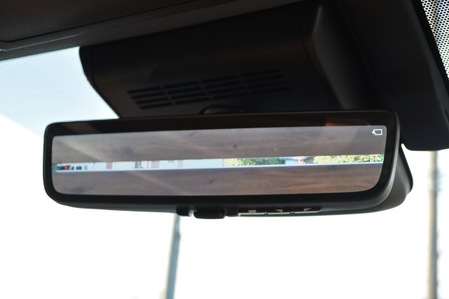 トヨタ:ヴェルファイア