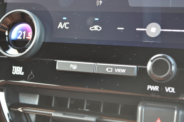 トヨタ:ヴェルファイア