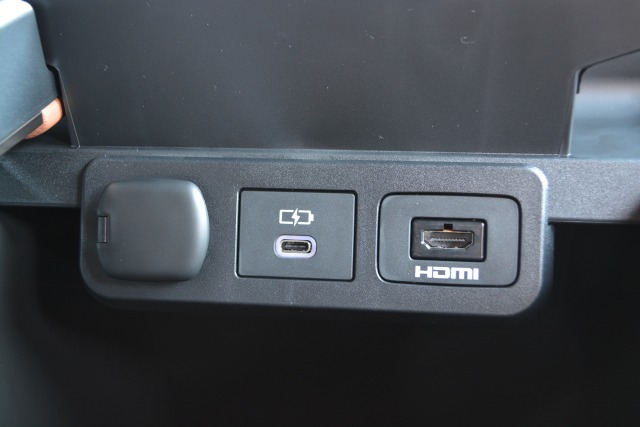 トヨタ:ヴェルファイア