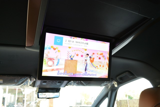 トヨタ:ヴェルファイア