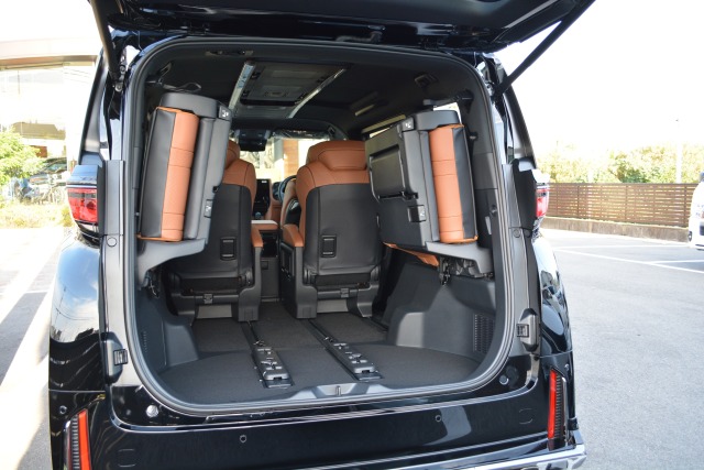 トヨタ:ヴェルファイア