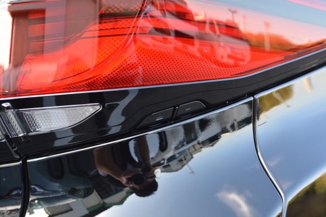 トヨタ:ヴェルファイア