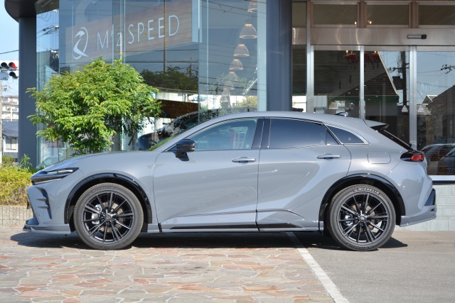 トヨタ:クラウンスポーツ