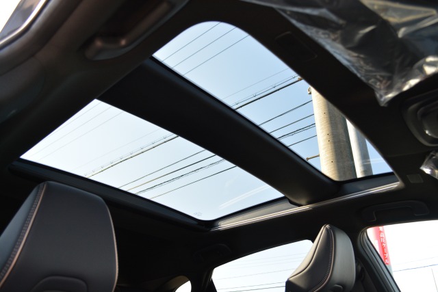 トヨタ:クラウンスポーツ