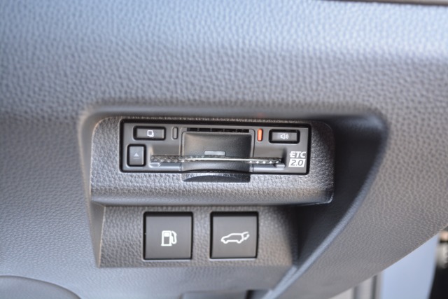 トヨタ:クラウンスポーツ