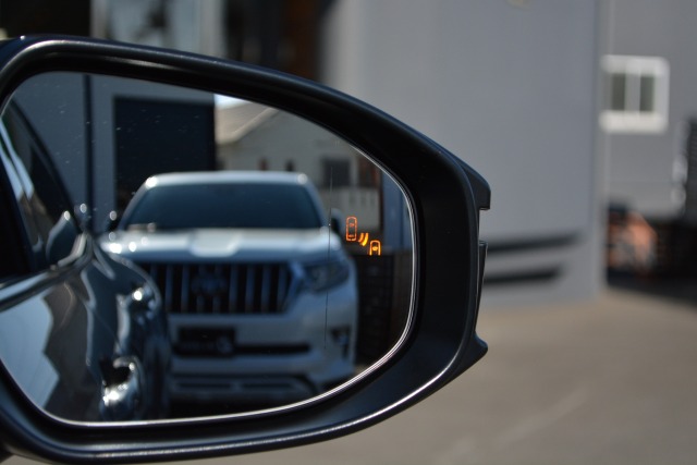 トヨタ:クラウンスポーツ