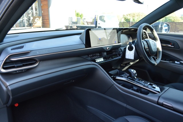 トヨタ:クラウンスポーツ